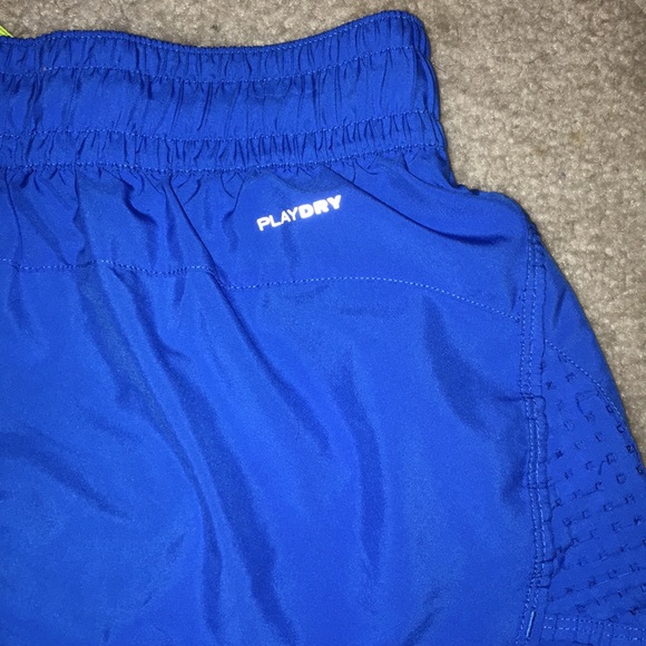Reekbok workout shorts - Picture 4 of 5